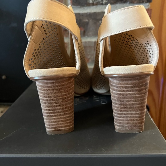 Vince Camuto Booties - Picture 4 of 5